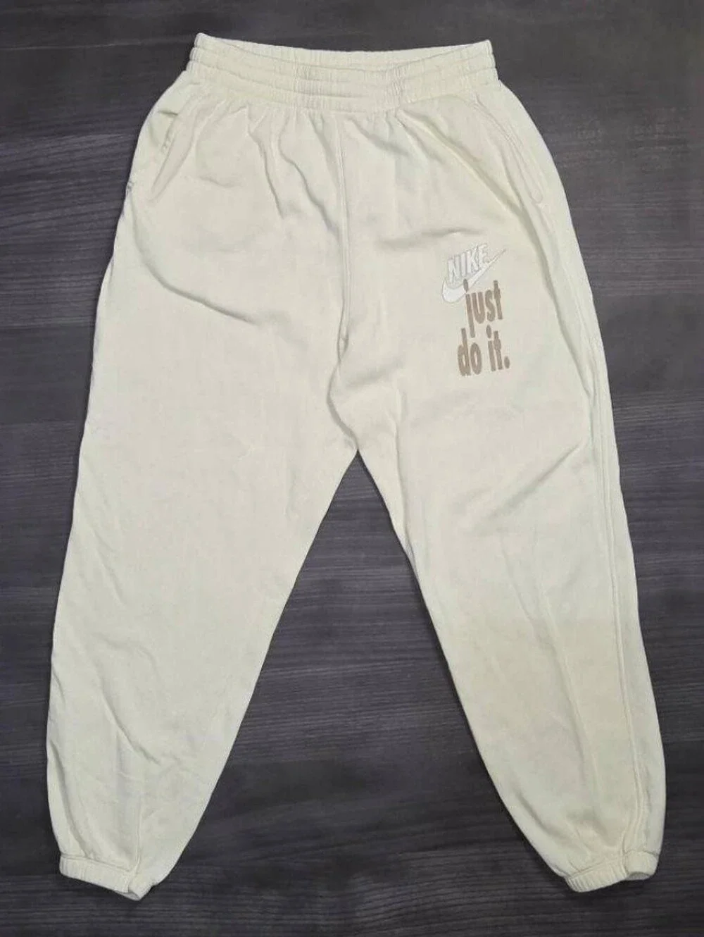 Nike Youth Classic Jogger Cream Fleece Sweatpants Size XL Loose Fit